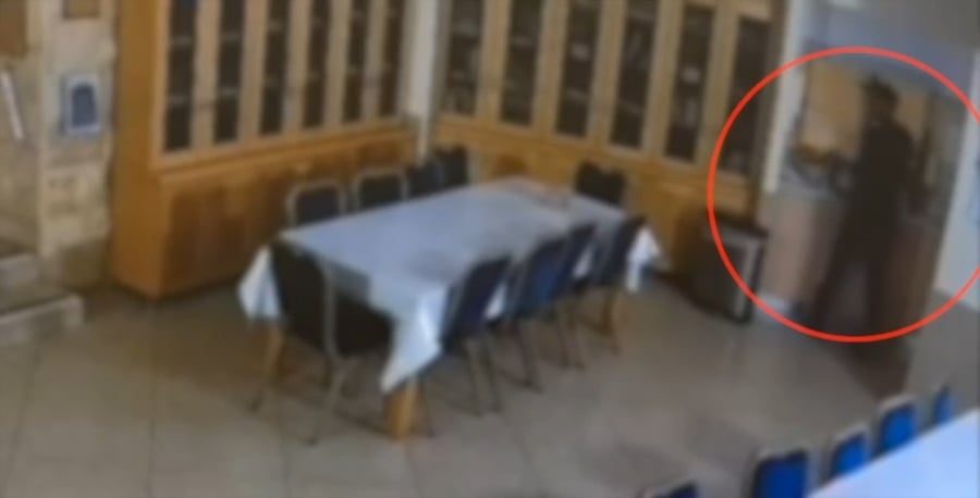 הפריצה לאחד מבתי הכנסת