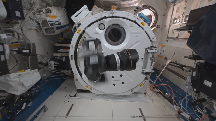 אפקט דז'ניבקוב שתועד בחלל