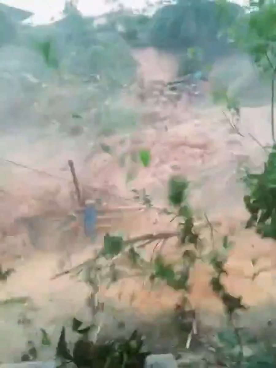 מפלות בוץ אימתניות באינדונזיה