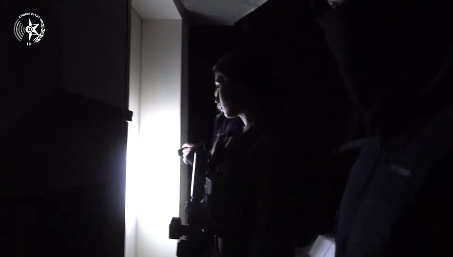 גל המעצרים, הבוקר