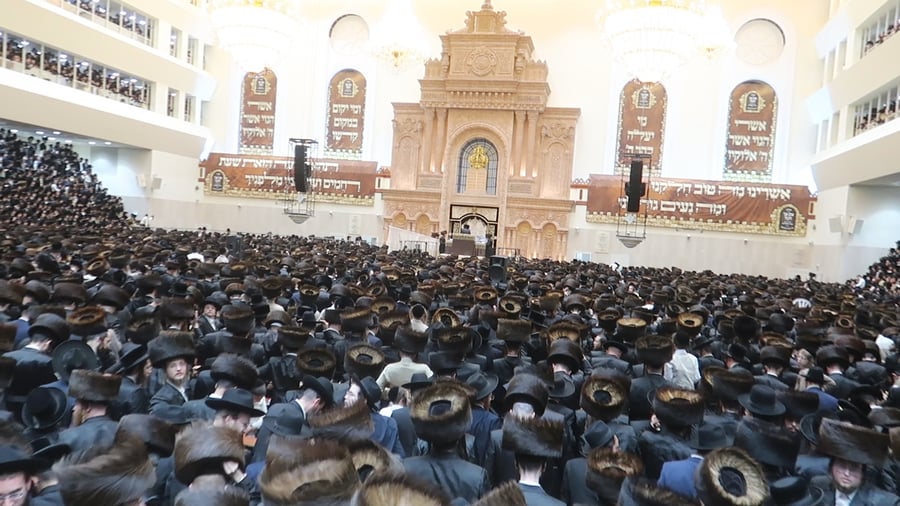 כינוס נגד פגעי הטכנולוגיה ע"י הגה"צ רבי צבי מאיר זילברברג