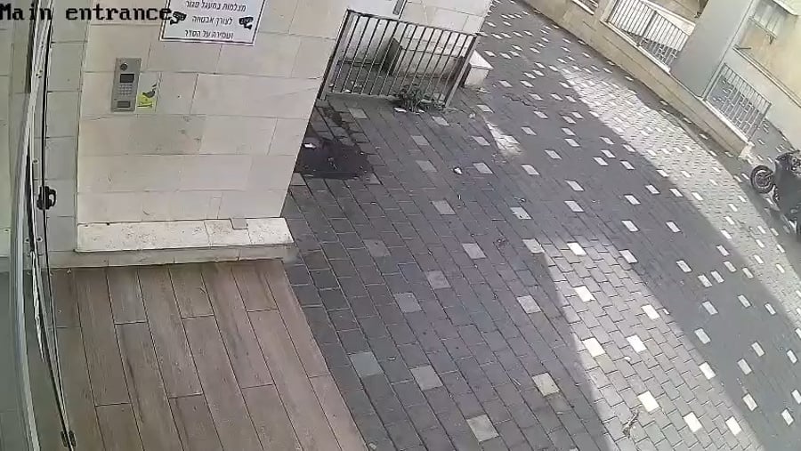 השלכת הרימון בחדרה