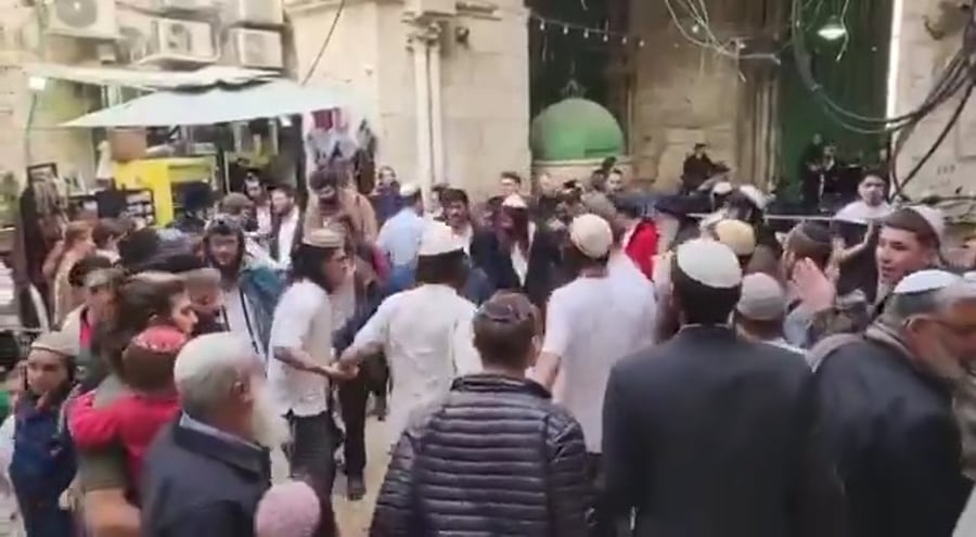 שמחה ביציאה מהר הבית לרגל זאת חנוכה