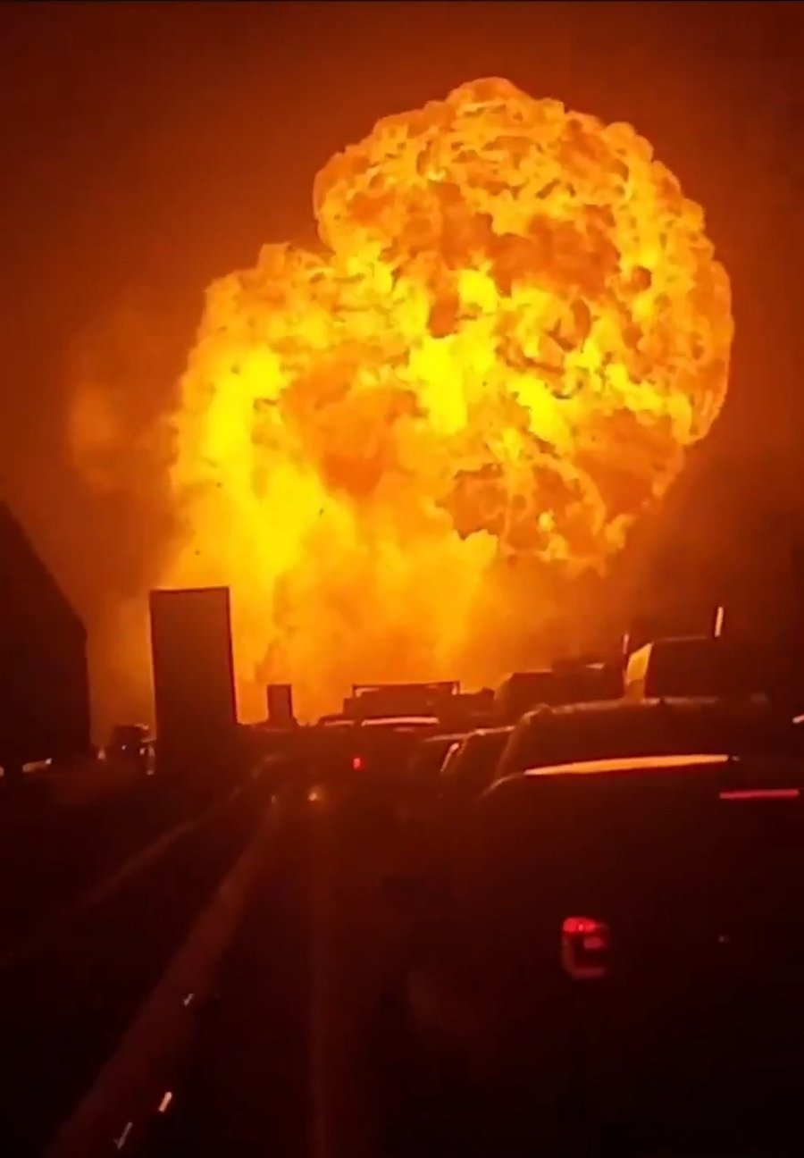 איטליה פיצוץ בכביש