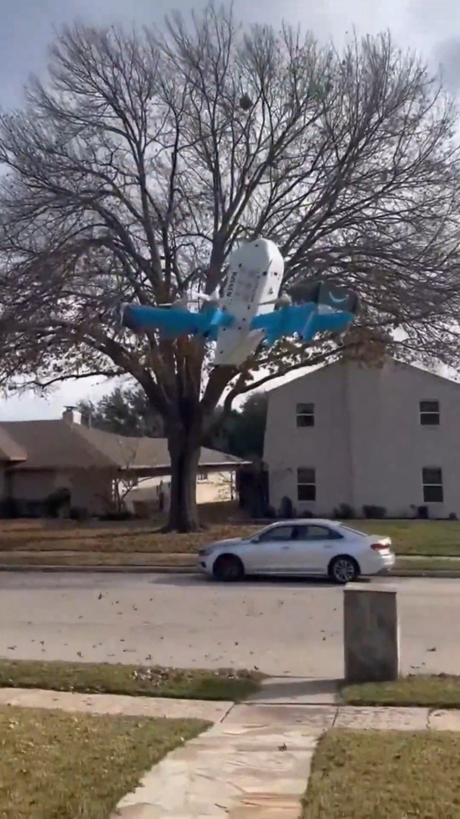 1,000 טיסות ביום רחפני אמזון טרודים במלאכתם