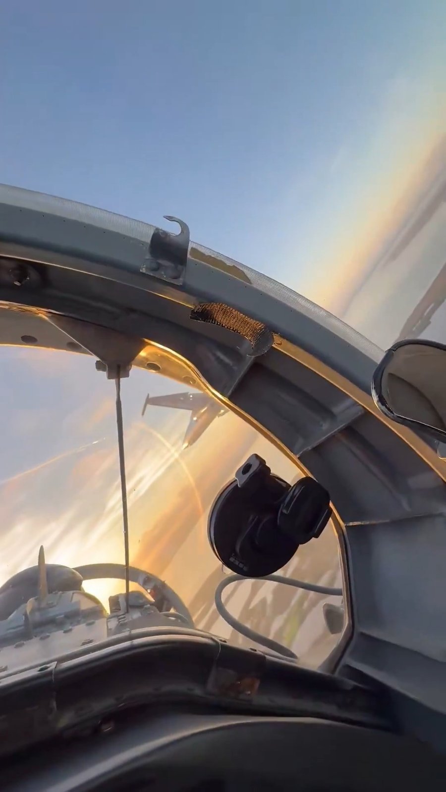 מנה"ל נאס"א ג'ארד אייזקמן בטיסה עם אריק טראמפ