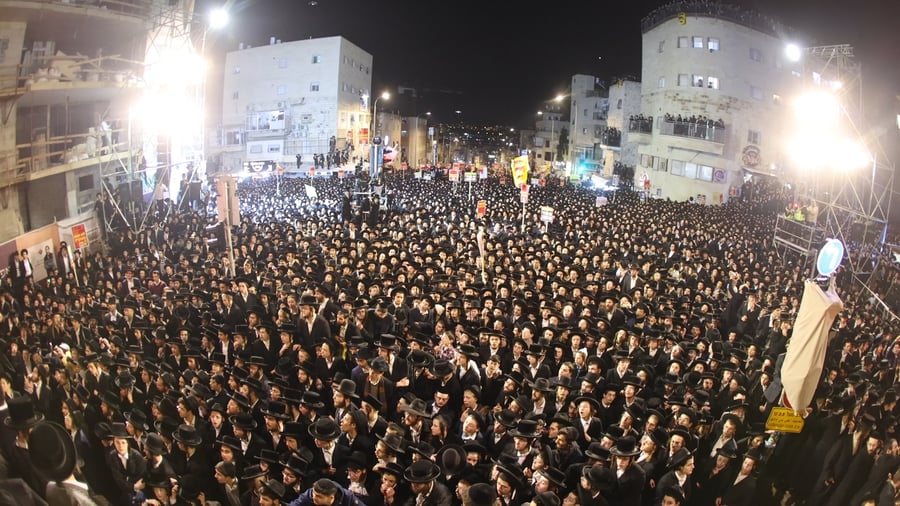 הרבבות בעצרת נגד גזירת הגיוס