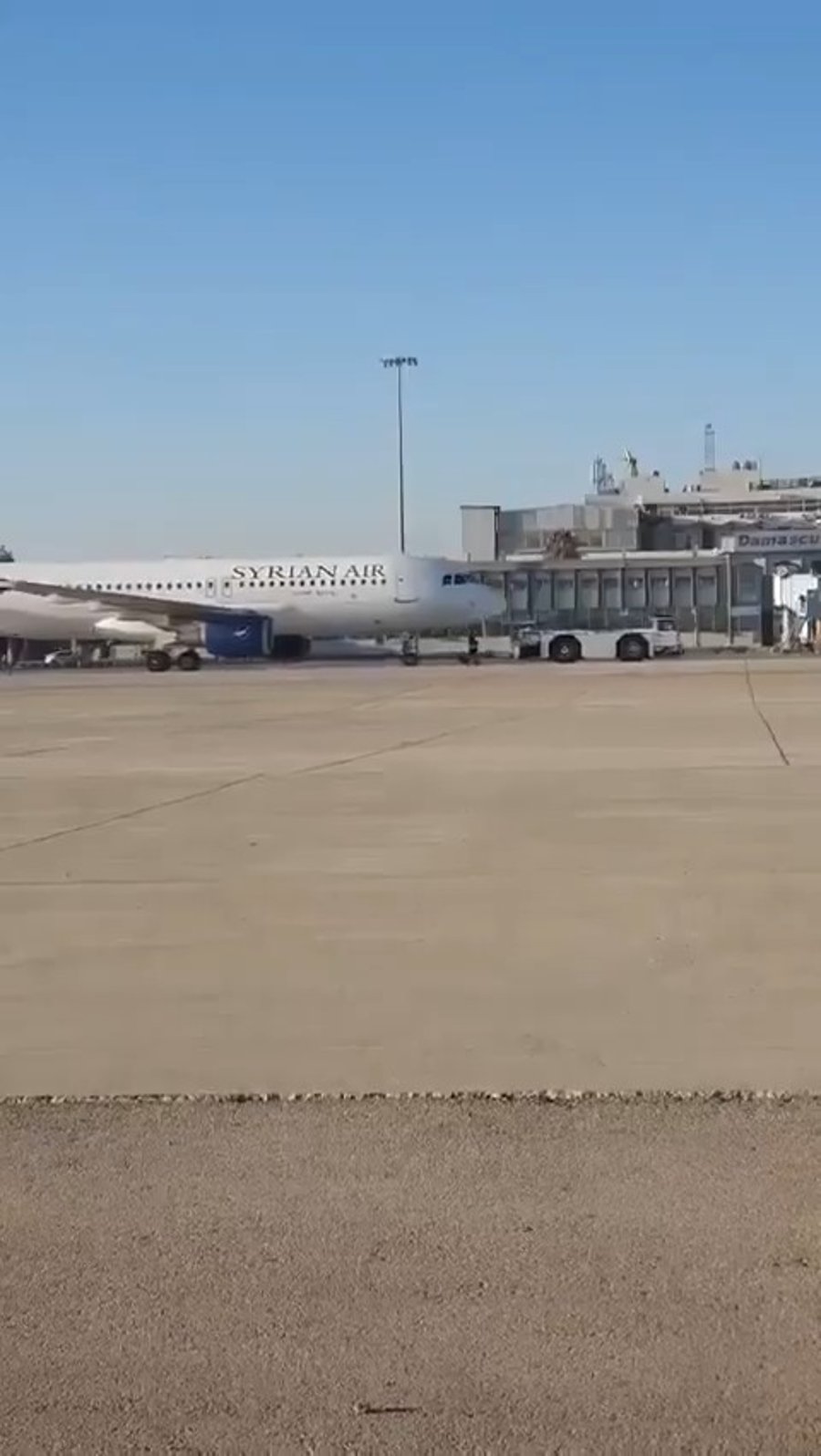 הטיסה הראשונה של Syrian Air אחרי נפילת המשטר