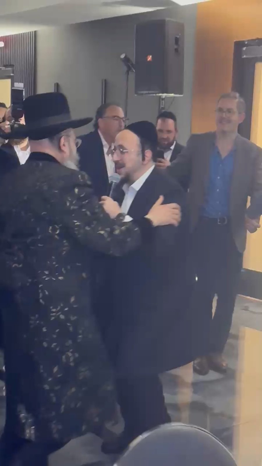 האדמו"ר הגר"ש בוסו עם שמעלצר