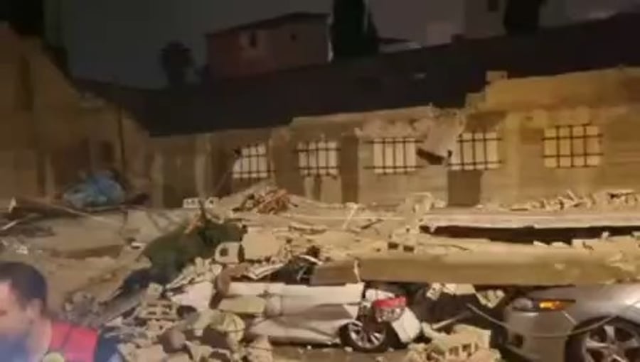 חומת המבנה שקרסה בראשון לציון