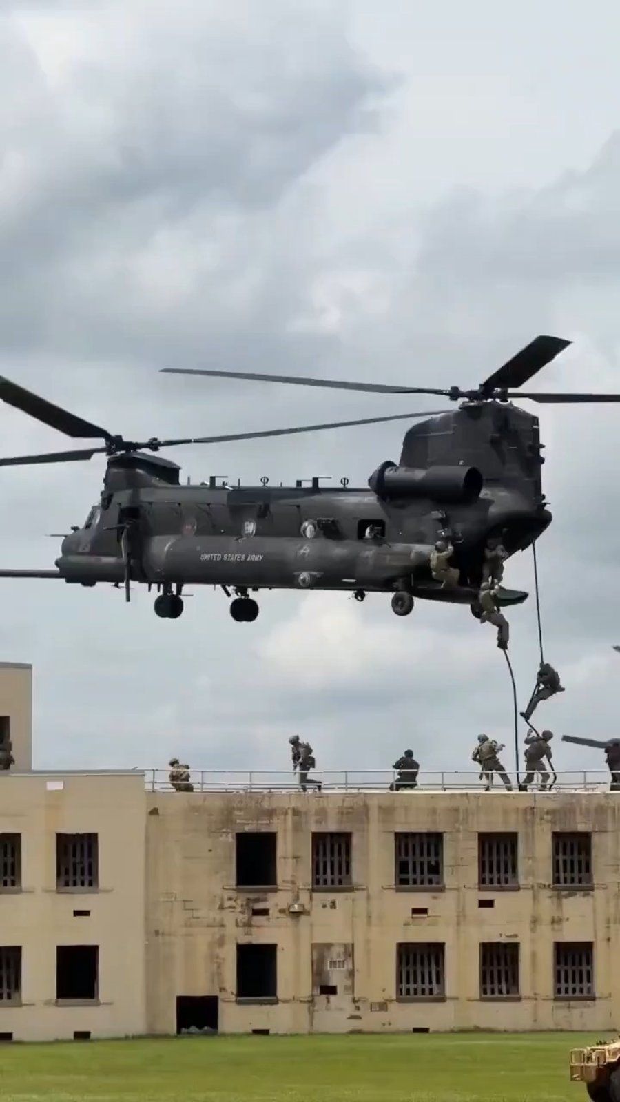 תרגיל צבאי המדמה פשיטה בצבא ארה"ב
