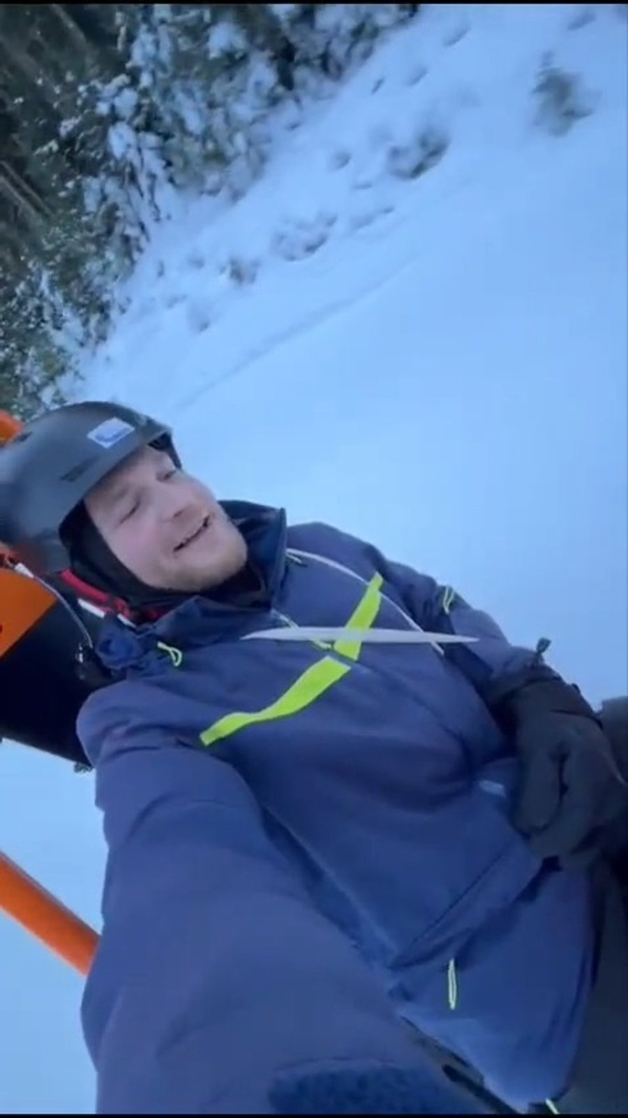 מני הולנדר בבית החולים