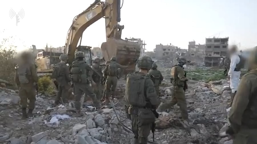 רגעי החיפושים בעזה