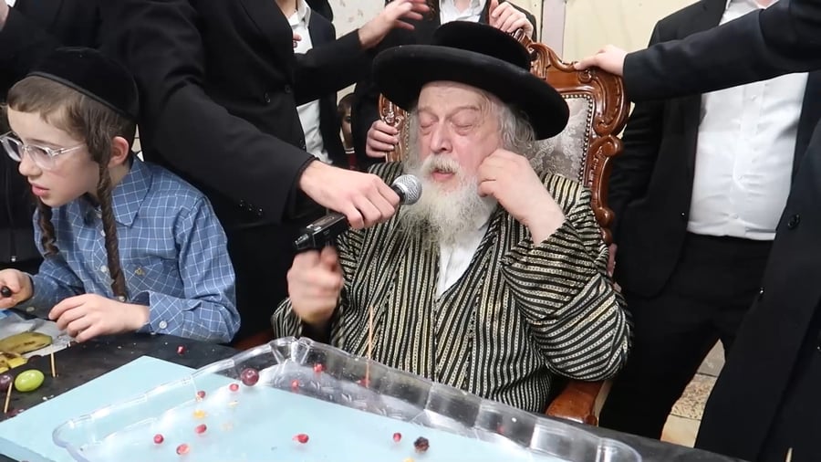 ט"ו בשבט במבקשי אמונה