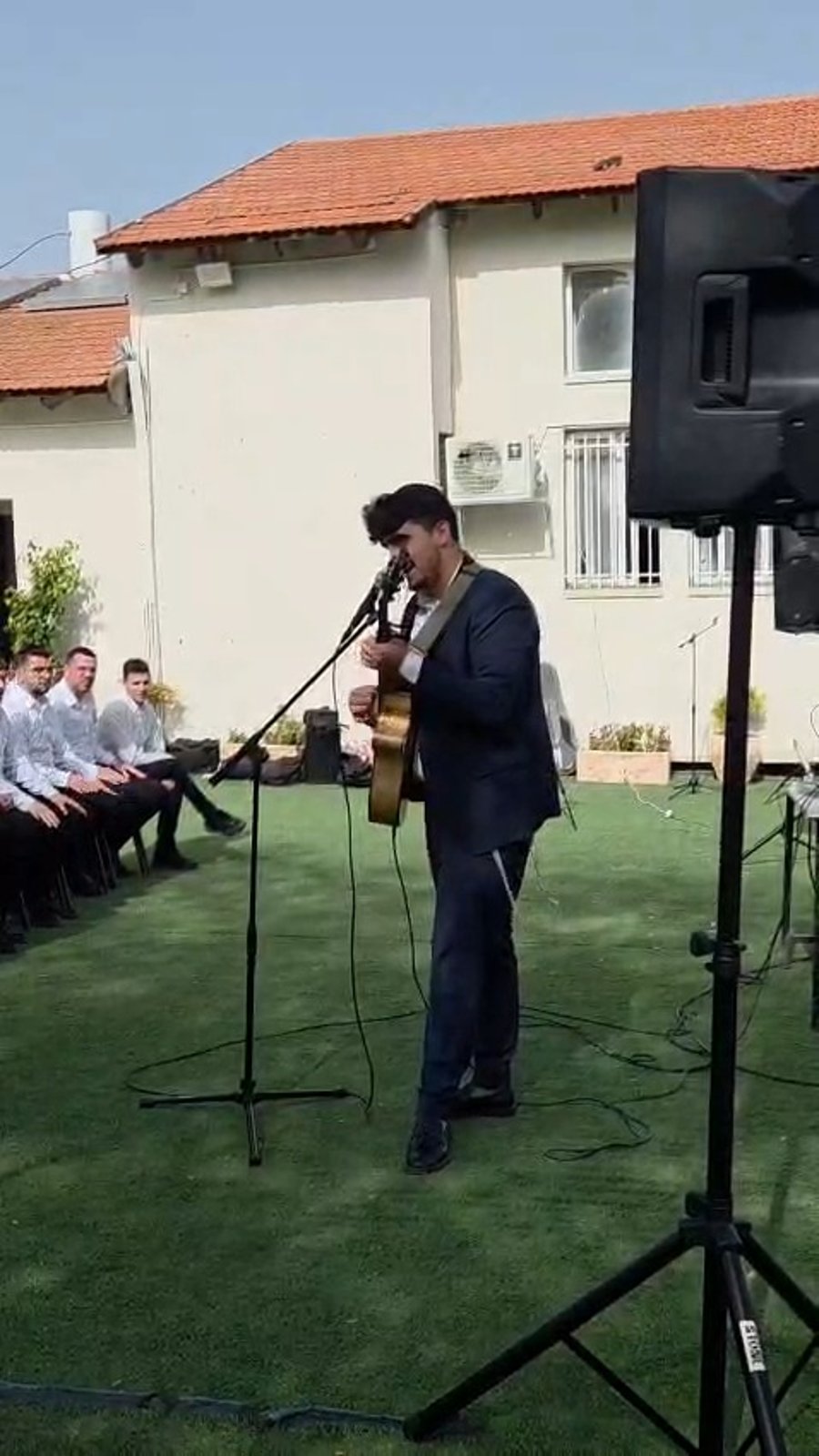 ט"ו בשבט בישיבת “דרכי איש” במושב תירוש