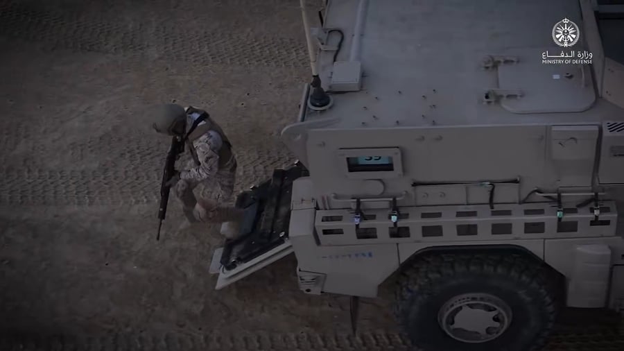 מרוץ החימוש במזרח התיכון | הצבא הסעודי בתרגיל צבאי