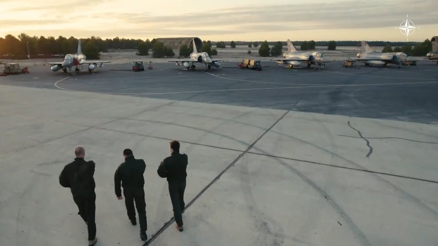 פעילות מבצעית והמחשה ליירוט אווירי | צבא ארה"ב  ונאט"ו באירופה 