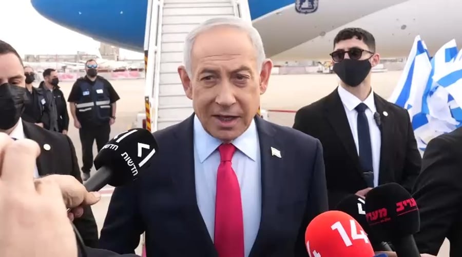 נתניהו לפני המראתו לוושינגטון