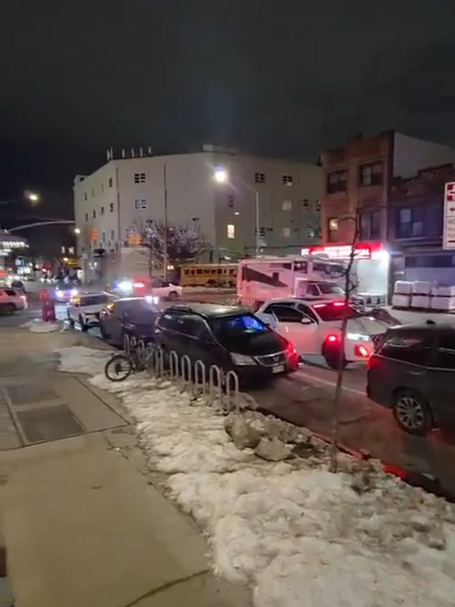 הרבי מקרעטשניף כפר אתא בביקור הוד בארה"ב