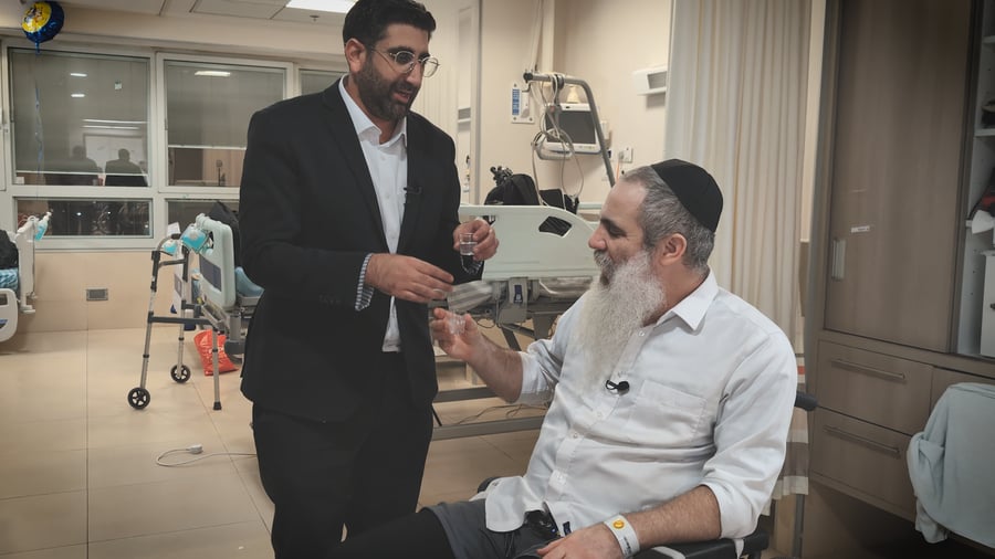 הרב לירז זעירא בתוכנית "השם אחד" עם יוסי עבדו