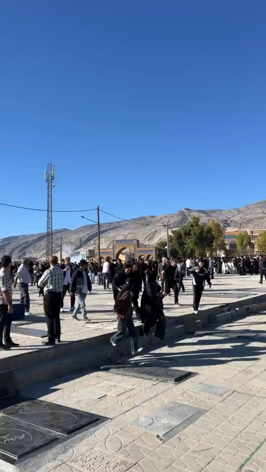 מהומות במחאה