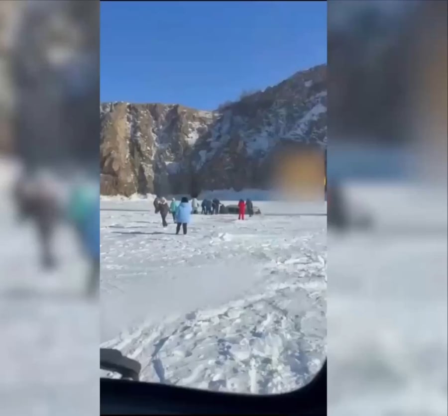 האוטובוס במצולות 