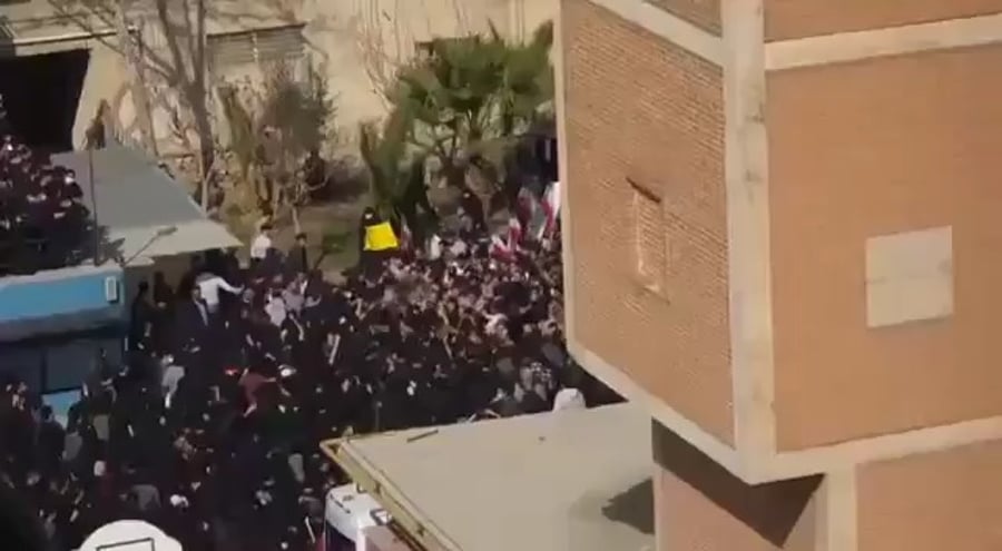 העימותים באוניברסיטת אמיר