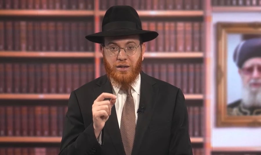 מגילה במוצאי הצום: האם מותר לאכול לפני קריאת המגילה?