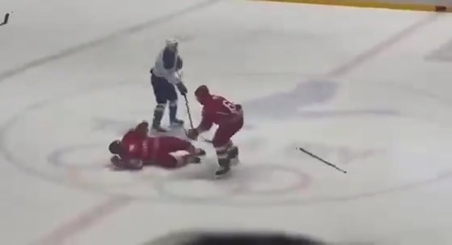 נשיא בלארוס נפגע במהלך משחק הוקי 