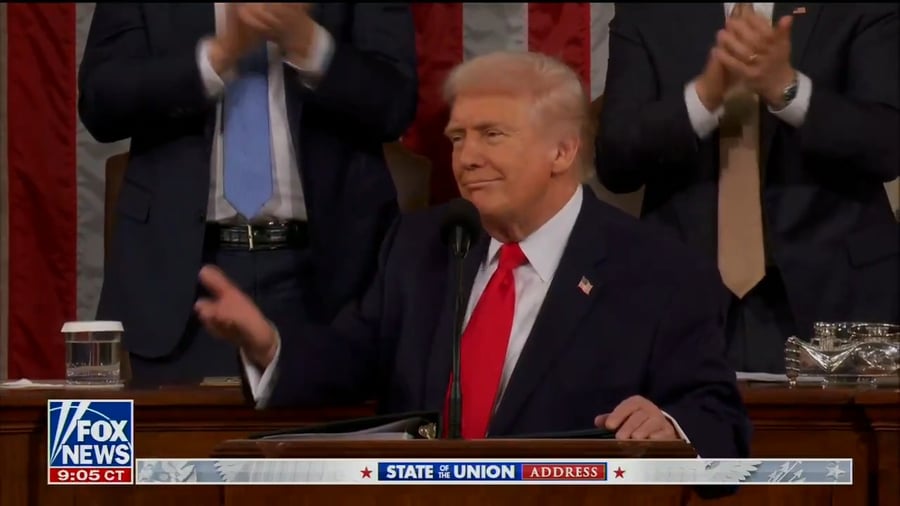 טראמפ מתעמת עם הדמוקרטים בנאום