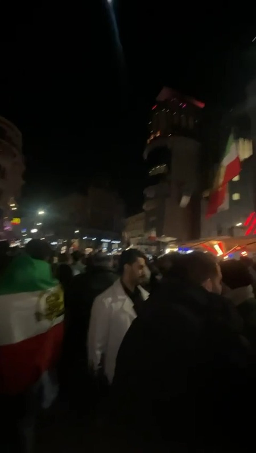 השמחה הלילה בוינה