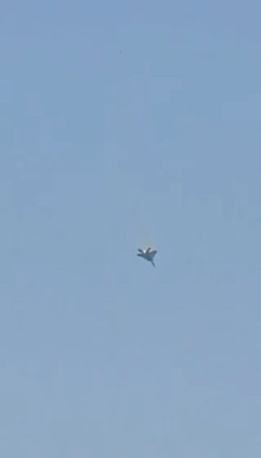 תיעוד נפילת מטוס הקרב בכווית