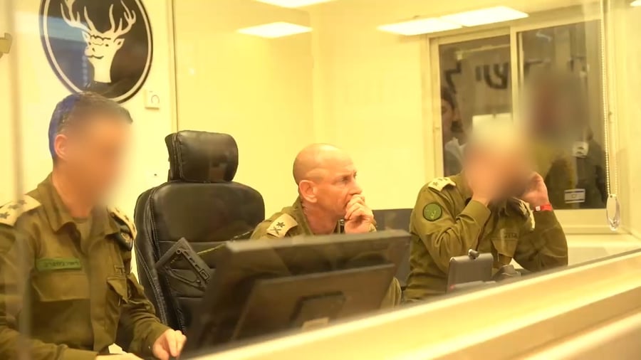 מפקד פיקוד הצפון בחמ"ל הפיקוד