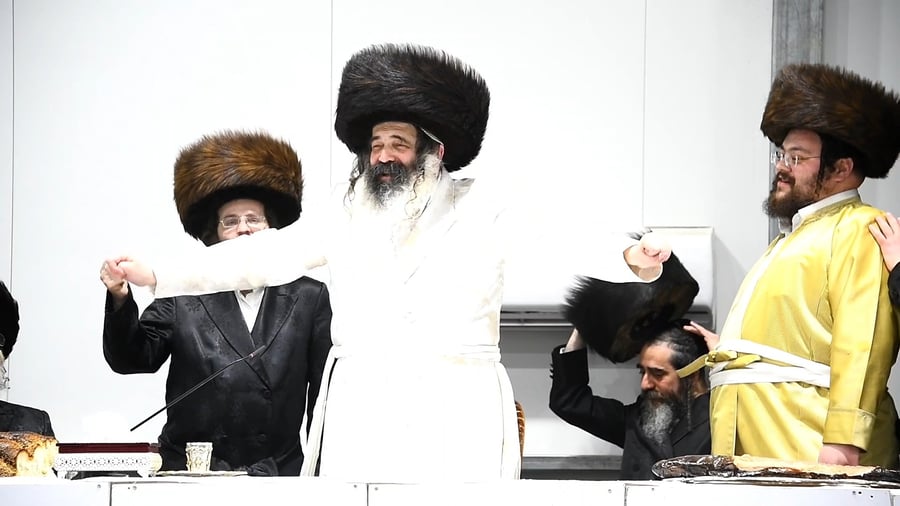 פורים בחצה"ק זוטשקא