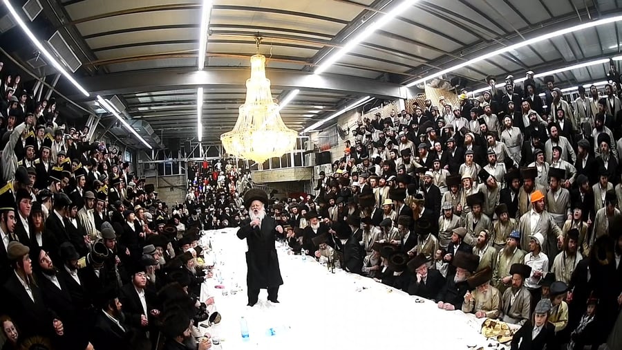 פורים בחצה"ק פינסק קרלין