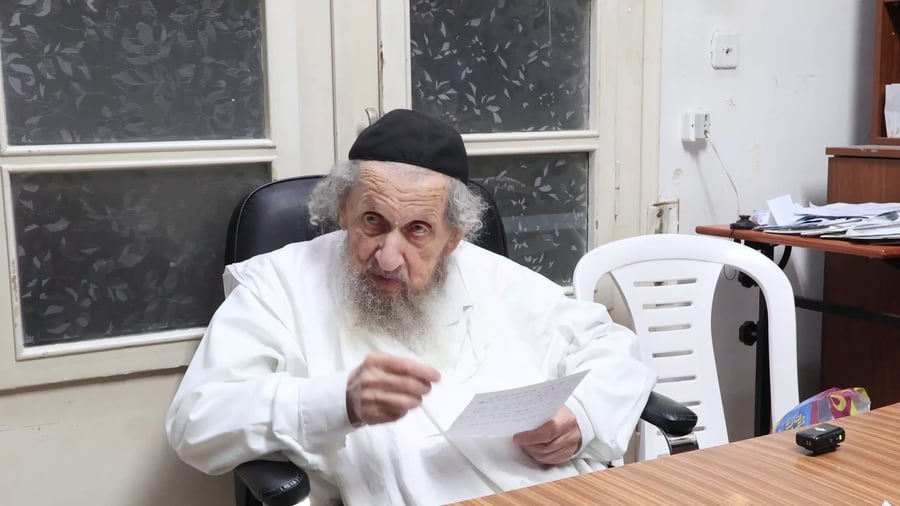 הגר"ד לנדו: "חשוב מאד להציל את המשפחה מעוני ודלות" - צפו