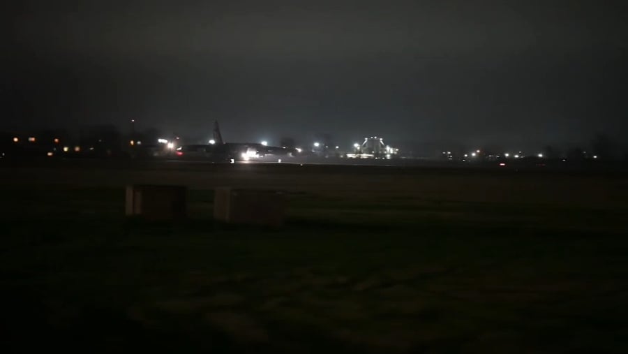 מטוסי הקרב ממריאים לאיראן