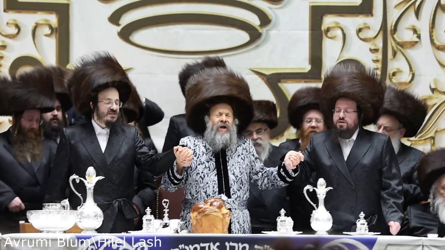 שמחת נישואי נכדי האדמו"ר מבאבוב 45