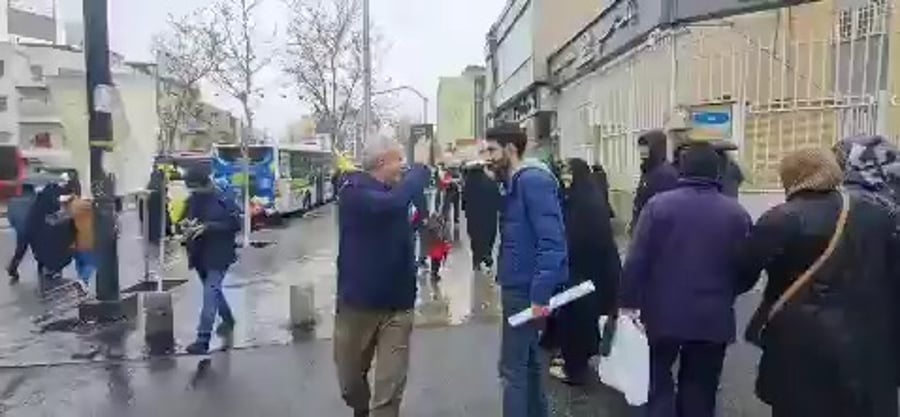 נשיא איראן מצטנע - כדרכו