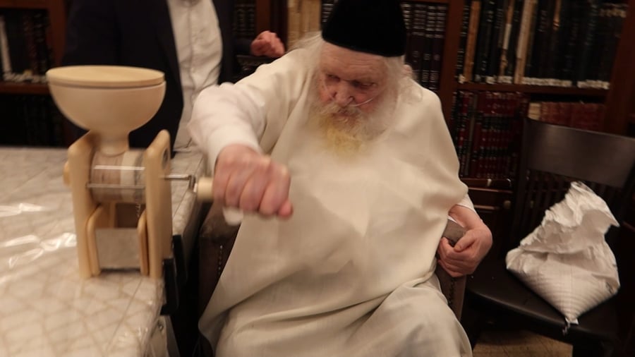 הגר"מ שטרנבוך בטחינת חיטים