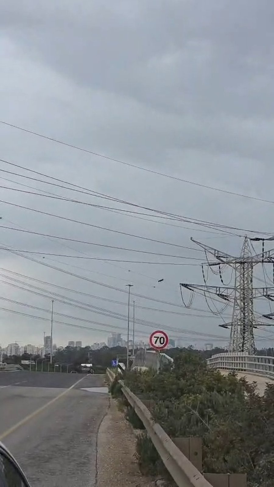 נפילת רסיס בכביש 5