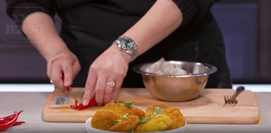 לביבות כרובית קריספיות בטירוף עם מורן פינטו - צפו