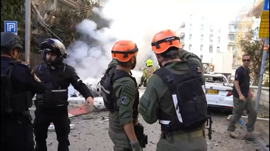 כוחות פיקוד העורף בזירה בתל אביב