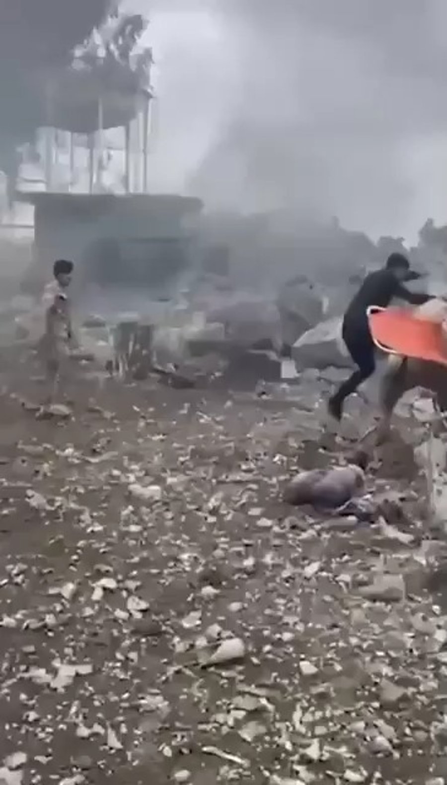 תקיפות אוויריות אמריקאיות בבסיס צבא עיראקי בחבניה