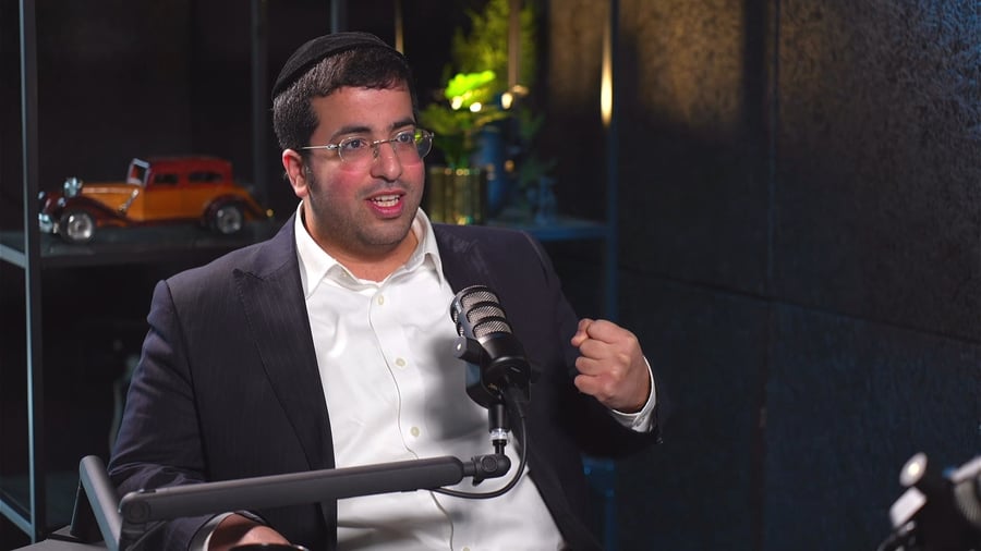 הזמר יצחק חגירה בריאיון מטלטל למשה מנס