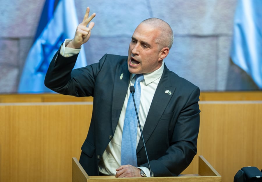 צפו בנאום הסוער