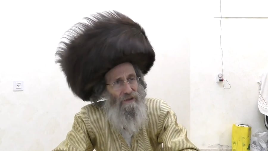 המשפיע הגה"צ רבי אלימלך בידרמן על שבת חול המועד פסח