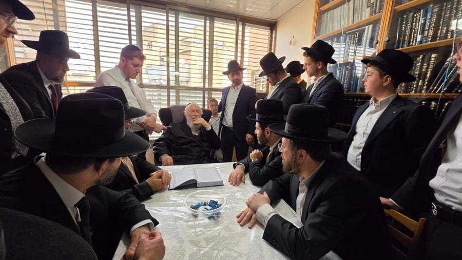 נציגי דגל התורה אצל הגר"י זילברשטיין