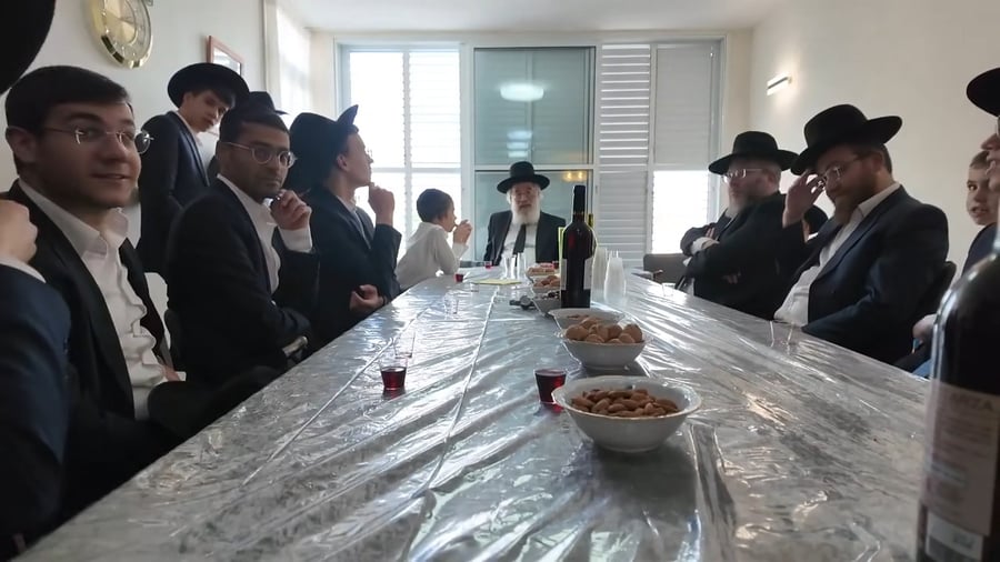 מעמד הקבלת פני רבו לראש הישיבה הגאון רבי ברוך דב דיסקין