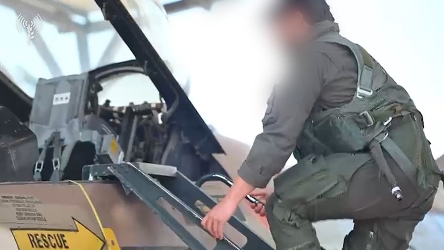 טייסי הקרב לפני תקיפה בלבנון